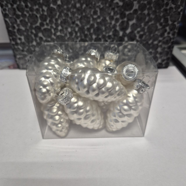 Набор фигур новогодних ШИШКИ, стекло, д.6см (уп=12 шт), серебристый, арт. 100345 (только самовывоз)