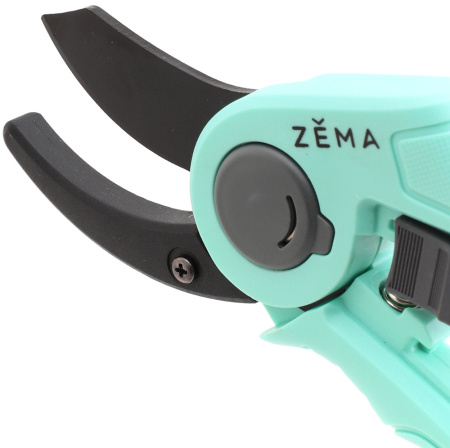 Профессиональный садовый секатор ZM 2004